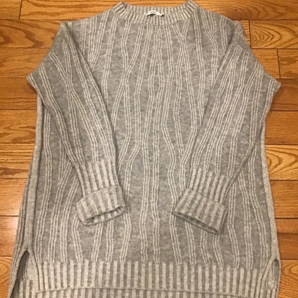 Sweater - Picture 8 of 16